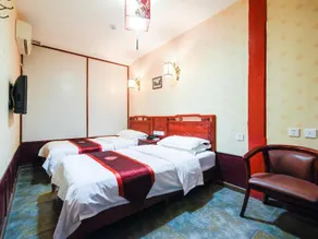 Beijing Jingyun Shiqizhu Courtyard Hotel - Image 5