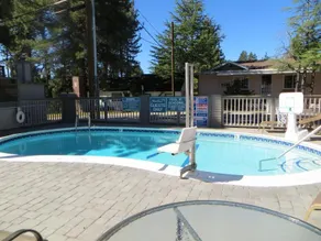 Stardust Lodge - Image 3
