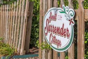 Maison D'Memoire Bed & Breakfast Cottages - Image 5