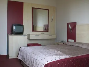 Carna Garden Hotel - Image 2