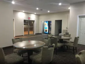 Travelodge Marston - Image 4