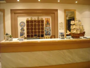 Iris Hotel - Image 4