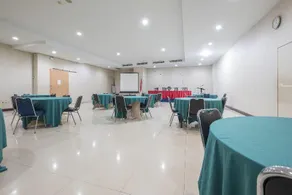 Hotel Asyra By OYO Rooms - Image 5