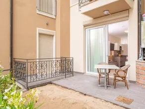 Residence Panorama - Image 3