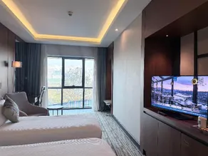 Clarion Golden Horn - Image 3