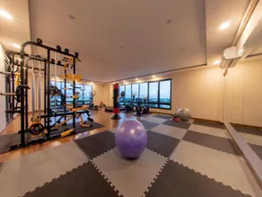 L2 Hotel - Image 2