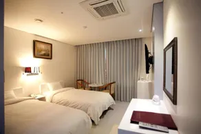 Dong Seoul Hotel - Image 5
