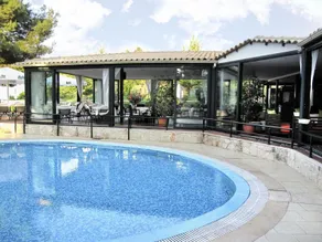 Lesse Hotel - Image 4