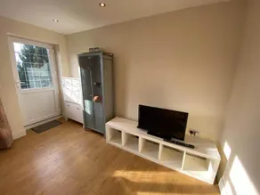 1-bed Unit 10 Minute Drive From Hellfire Caves - Image 3