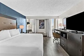 DoubleTree by Hilton Raleigh Midtown - Image 5