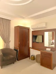 Loren Suites - Image 3