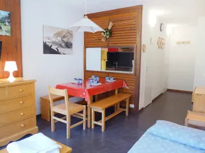 Le Borsat – 2 pièces rénové, ski aux pieds à Tignes Val Claret - Image 3