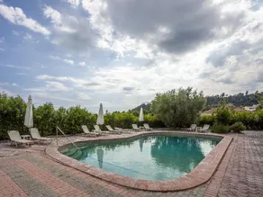 Skentos Hotel - Image 5
