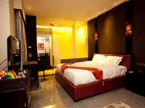 Pietra Ratchadapisek Bangkok - Image 3