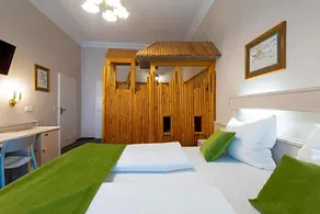 W22 Hotel - Image 5