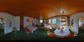 Silvretta Hotel Restaurant - Image 4