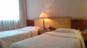 Beijing Guoan Hotel (Sanlitun East Bridge Metro Station Branch) - Image 3