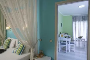 Elia Stalos - Image 5