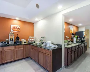 Quality Inn And Suites Centerville - Image 4