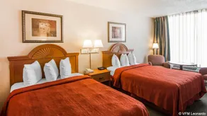 Quality Hotel Ponca City - Image 3