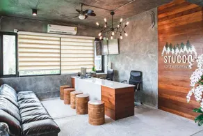 Stucco Loft Residency - Image 4
