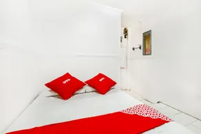 City Smiles Apartelle by OYO Rooms - Image 3