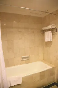 Bukit Randu Hotel And Restaurant - Image 4