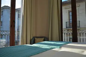 Siloe Plaza Apartments - Image 3