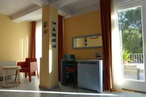 Hotel Chentu Lunas - Image 2