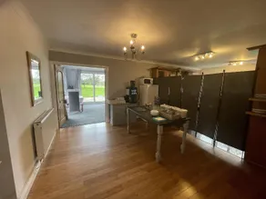 Haymills Guesthouse - Image 4