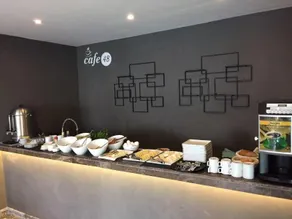 The Hotel 48 - Image 3