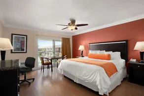 Travelodge by Wyndham Santa Maria - Image 3