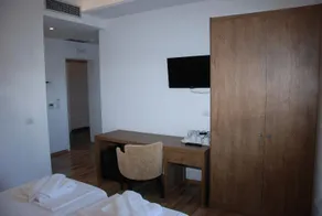 Bianco Hotel - Image 2