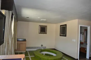 Rocky Inn - Image 2