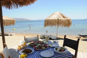 Grand Bleu Beach Resort - Image 3