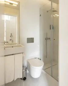 Lisbon Serviced Apartments Madalena - Image 5