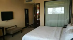 De Sense Hotel Guangdong - Image 2