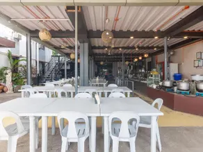 Alt Complex by OYO Rooms - Image 3