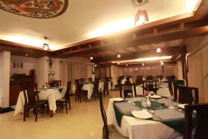 Hotel Mount Siniolchu - Image 2