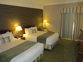 Salt Lake Plaza Hotel - Image 4