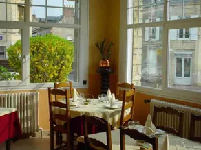 Hôtel Restaurant Le Clos Normand - Image 3