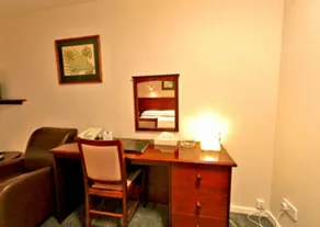 Milton Keynes Hotel - Image 3