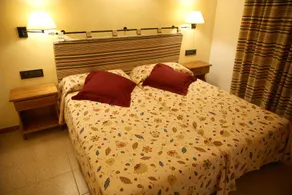 Apartamentos Mar y Sal - Viajes Es Freus - Image 5