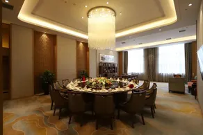 Juny Oriental Hotel - Image 3