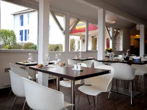 Hôtel balladins Trappes - Image 4