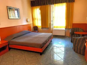 Hotel Gonzaga - Image 2