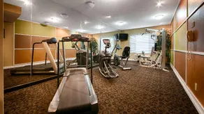 Best Western Plus Anaheim Orange County Hotel - Image 2