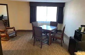 Best Western Starlite Village - Image 5