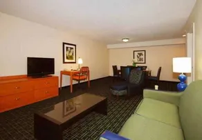 Fairfield Inn Boston Dedham - Image 3