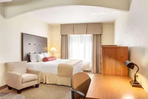Best Western Plus Ellensburg Hotel - Image 3